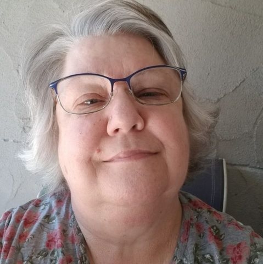 Meet your Posher, Lori